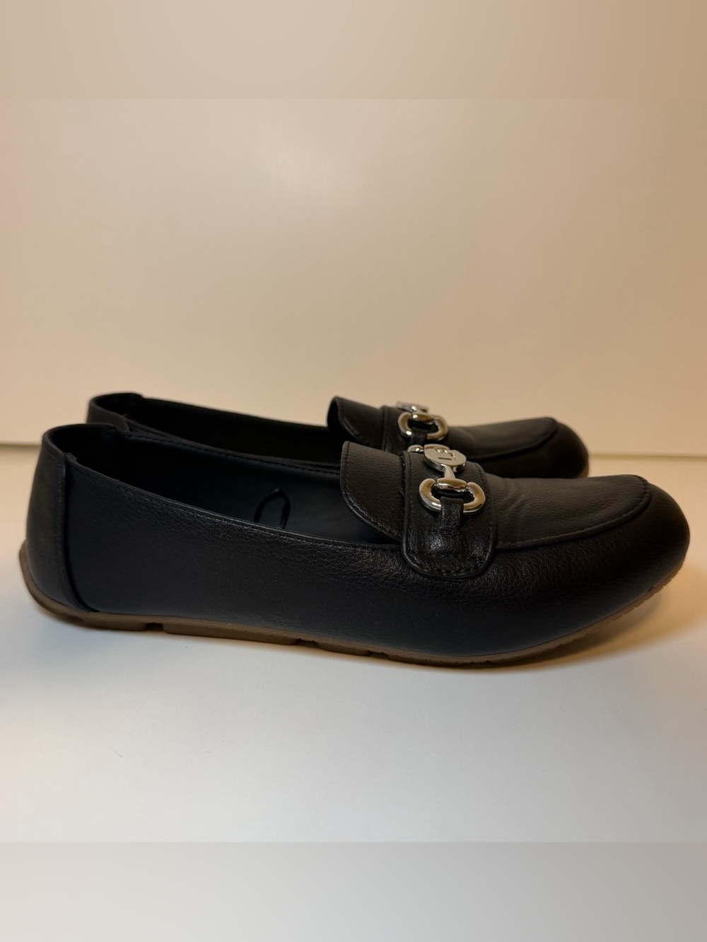 London Fog Black and Tan Shoe